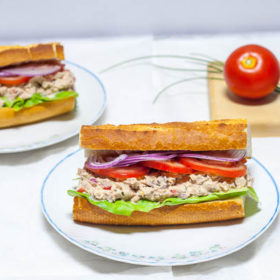 Tuna and raisins sandwich